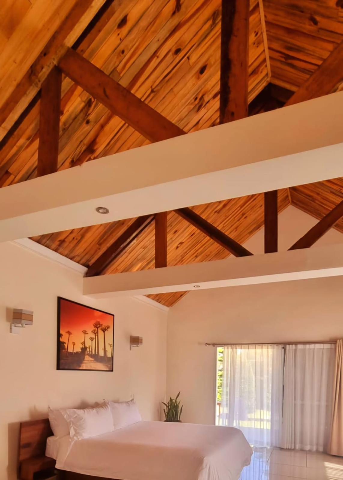 Mahafaly Hotel & Resort Анцирабе Экстерьер фото